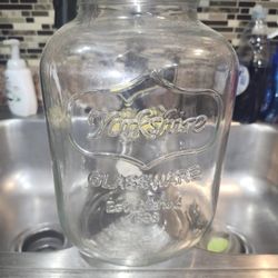 Yorkshire Glassware 1-Gallon Glass Beverage Dispenser with Lid
