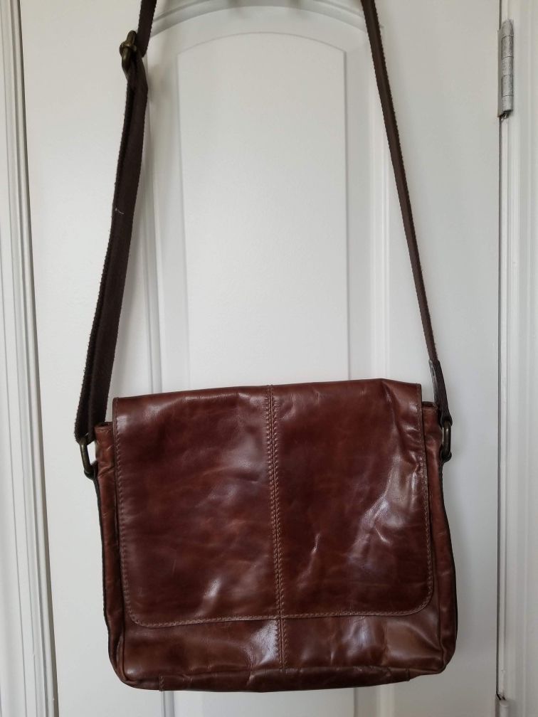 Fossil messenger bag