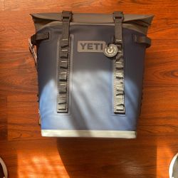 BRAND NEW YETI HOPPER M20 BACKPACK COOLER