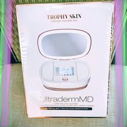 MicroDermabrasion Machine By TROPHY SKIN