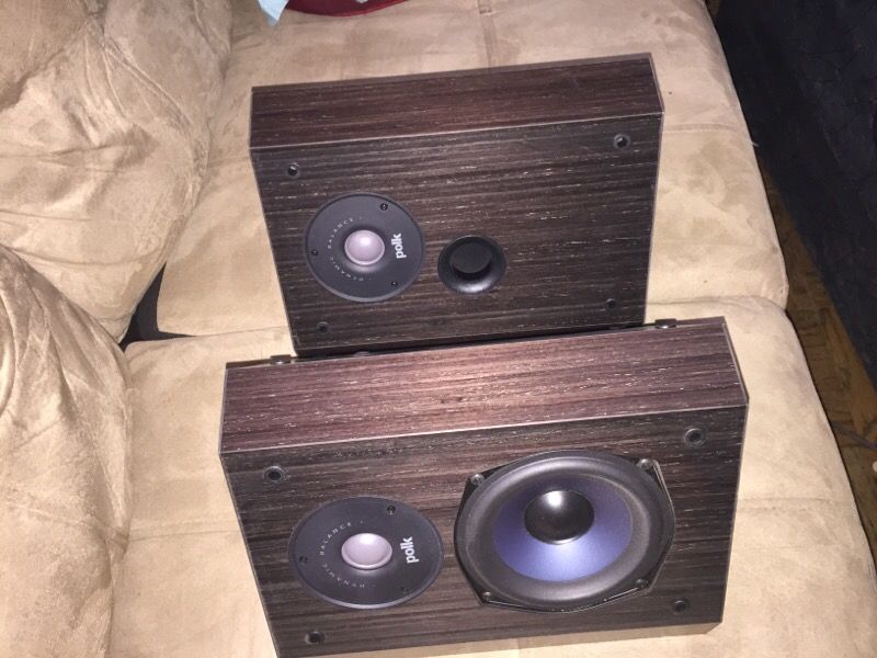 Polk Audio FXi30 surround speakers, perfect condition!