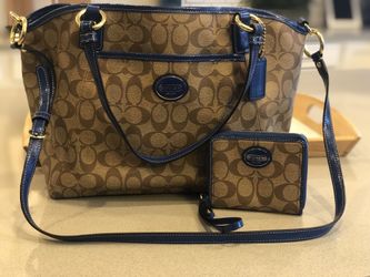 Coach purse and wallet