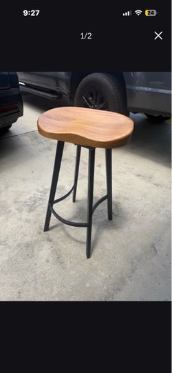 Wood Top Bar Stool with Metal Legs