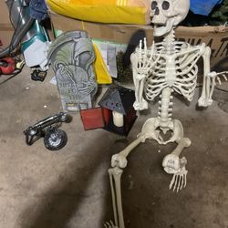 Halloween Decor