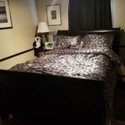 Black Leather Queen Sleigh Bed Set • Headboard + Footboard + Mattress & Box Spring – $300