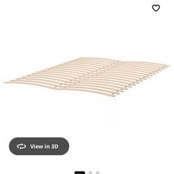 Queen Bed Frame/slats 