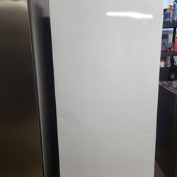 Frigidaire - 20.0 Cu. Ft. Upright Freezer 