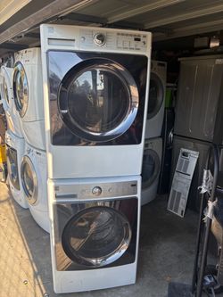 Kenmore Elite  Stackable  Washer and gas dryer  Excellent working condition  Heavy duty  W27 D30 H78 Washer 4.5 cu ft Dryer 7.3 cu ft 3 months warrant