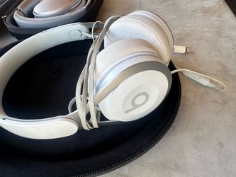 Beats $30
