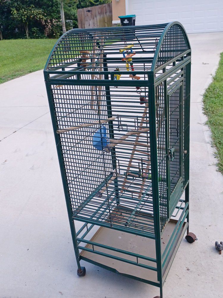 Large Bird Cage & Accessories