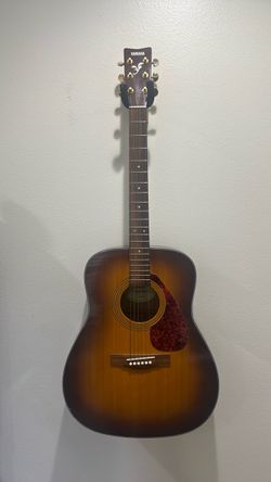 Yamaha F335 TBS Acoustic Guitar