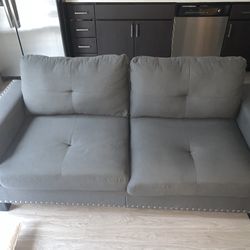 Like new grey Couch 