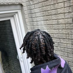 Loc Retwist And Four Strands Twist