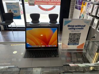MacBook Pro 13inch M1 8GB RAM 256GB MEMORY