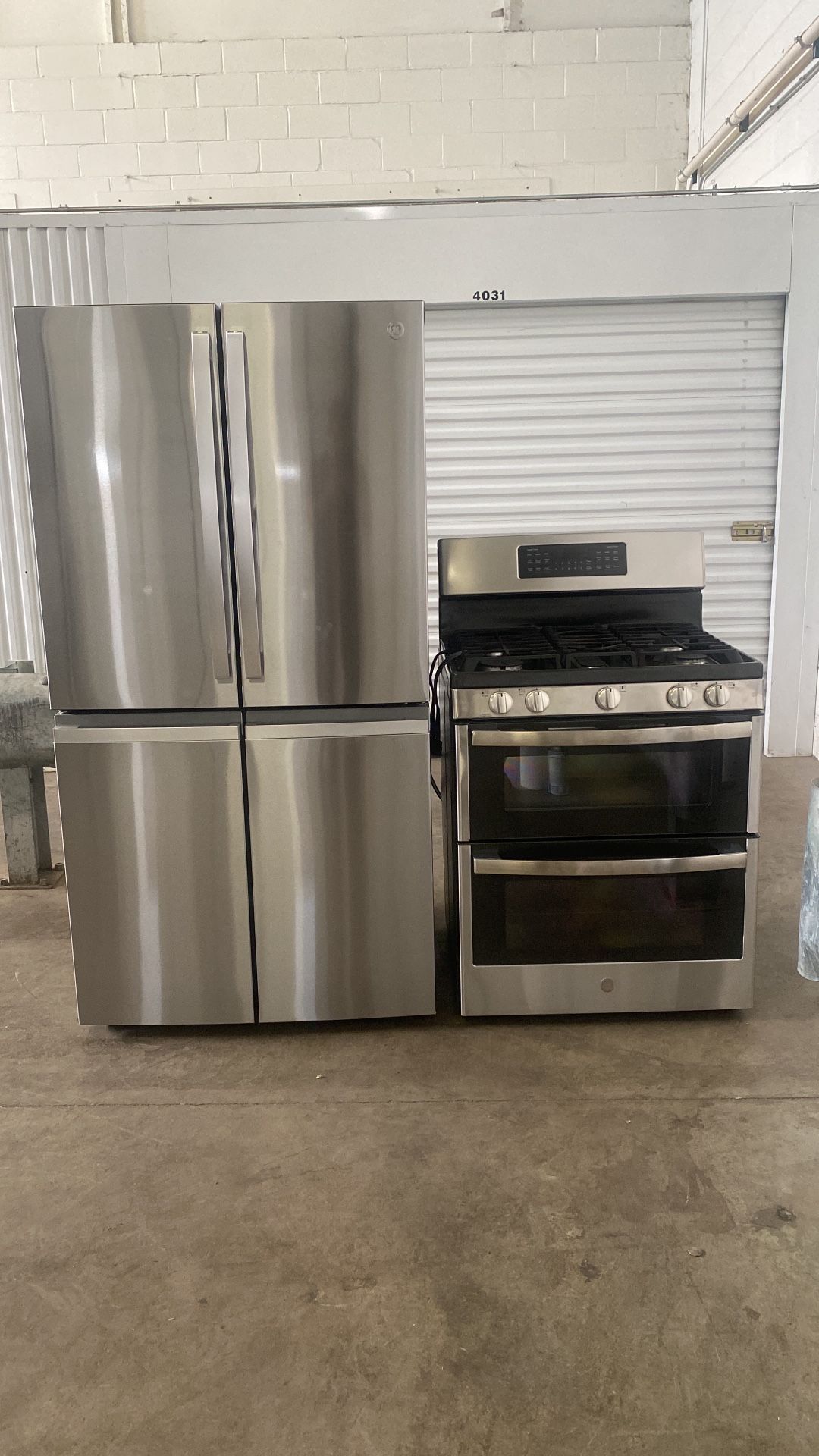 🔥 Stainless Steel Kitchen Combo – BRAND NEW Refrigerator + 5-Burner Gas Range 🔥