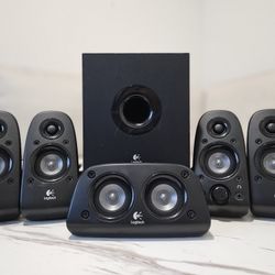 Logitech 5-Speaker Sub-Woofer Surround System 