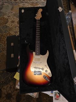 FSR American Standard Stratocaster® "V" Neck, Rosewood Fingerboard, Mystic 3-Color Sunburst Model