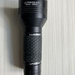 Luxpro UV light