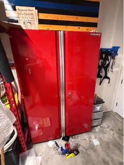 Husky locking cabinet