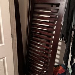 Headboard, Footboard And Rails- Full Size Bed