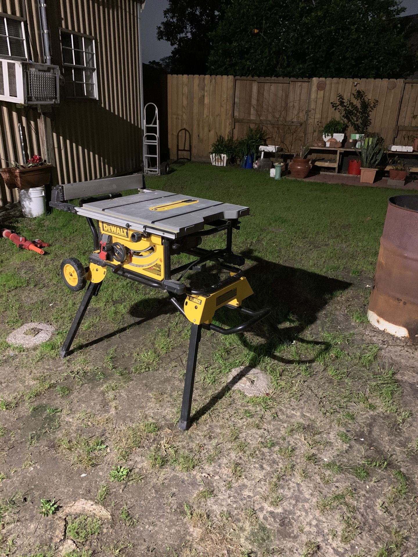 Dewalt 10” Table Saw for Sale in Houston, TX OfferUp