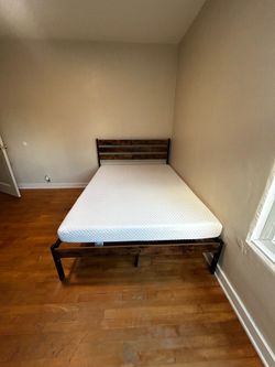 Full size bed