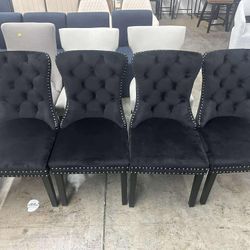 Black Velvet Dining Chairs Set of 4, Tufted Wingback Upholstered Dining Room Chairs with Solid Wood Legs