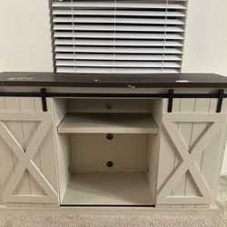 $40 TV STAND AS IS 