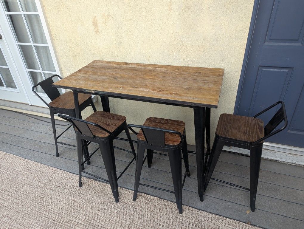Table And Chairs
