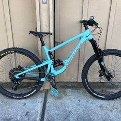 2019 Santa Cruz Bronson R Mountain Bike