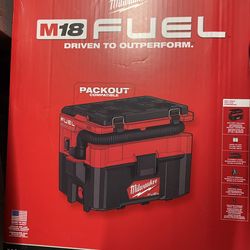 Milwaukee pack out vaccum