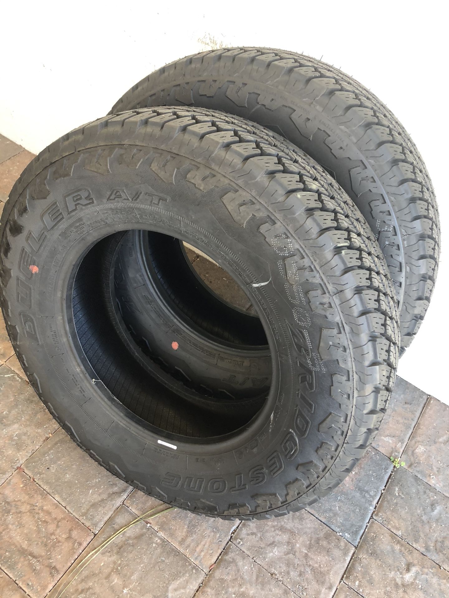 (2) Bridgestone Dueler 245/75/17 year 2021