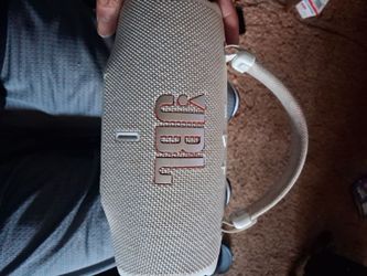 JBL charge 6