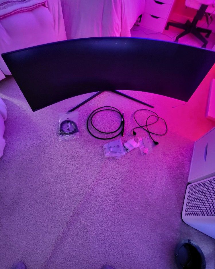 SAMSUNG G9 MINI LED 49 CURVED MONITOR