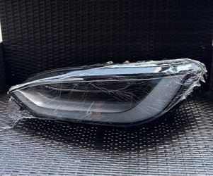 2016 2017 2018 2019 2020 2021 Tesla Model X Left Driver Side Headlight OEM 1034314-00