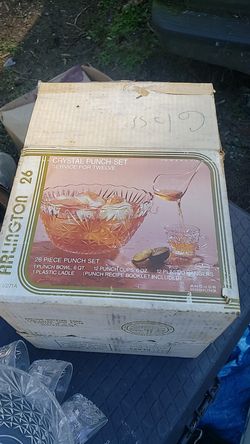 Vintage Arlington 26 Crystal Punch Set