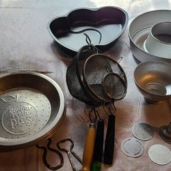 Lot of 18 Kitchen Tools Etc.