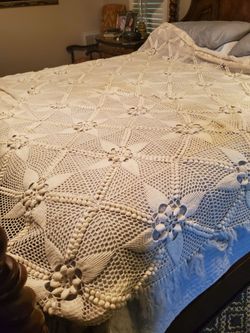 Vintage  hand crotchety bed covering.