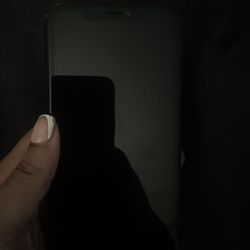Unlocked iPhone 11 - Cracked Back Screen 