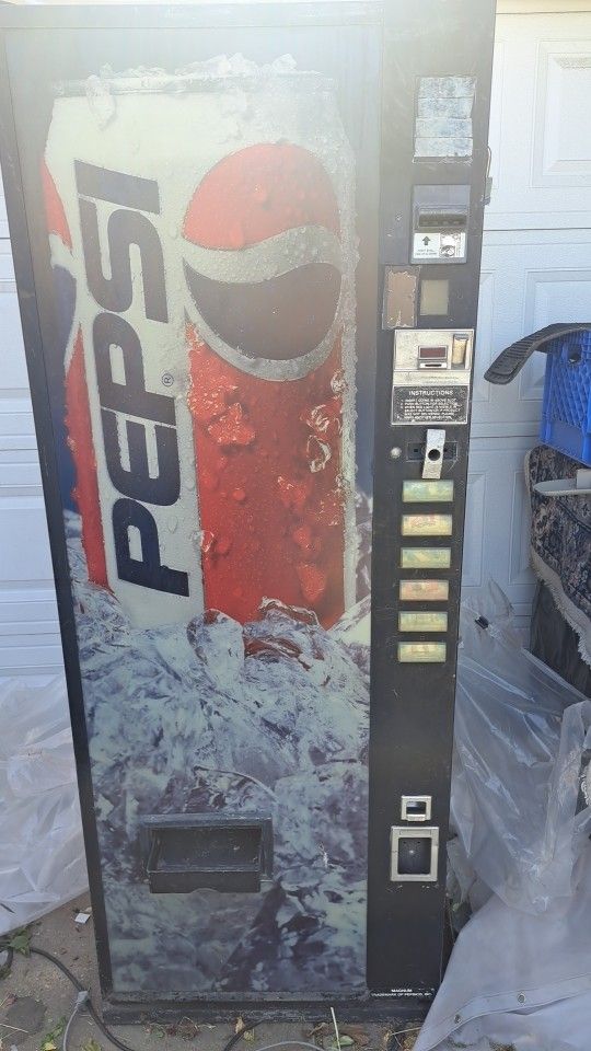 Pepsi Vending Machine
