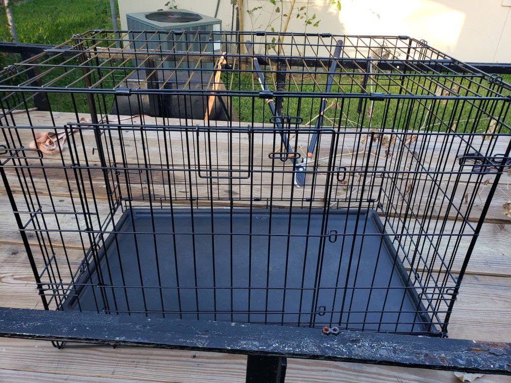 Dog kennel crate