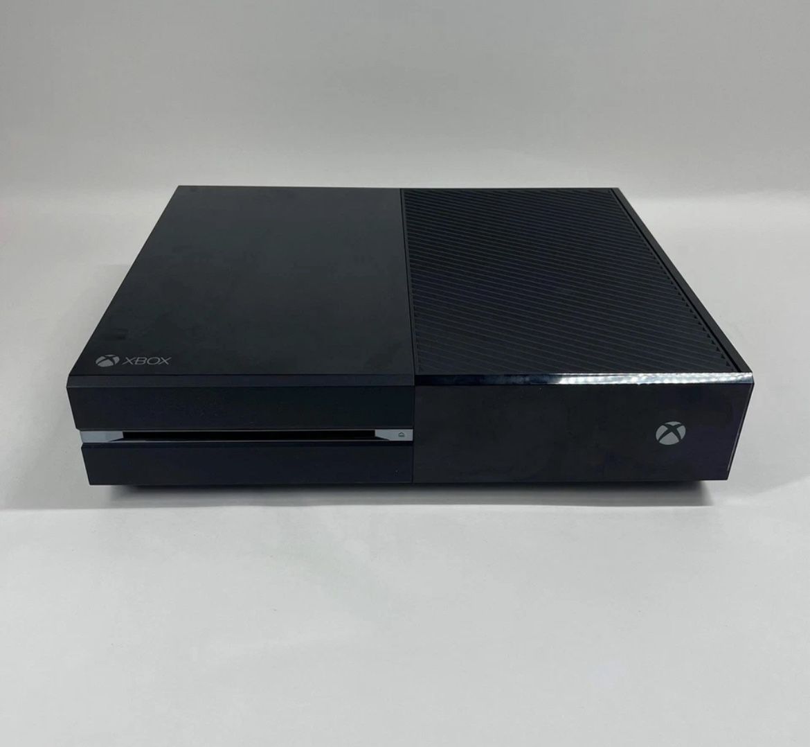 Microsoft Xbox One 500GB CONSOLE ONLY Black 1540
