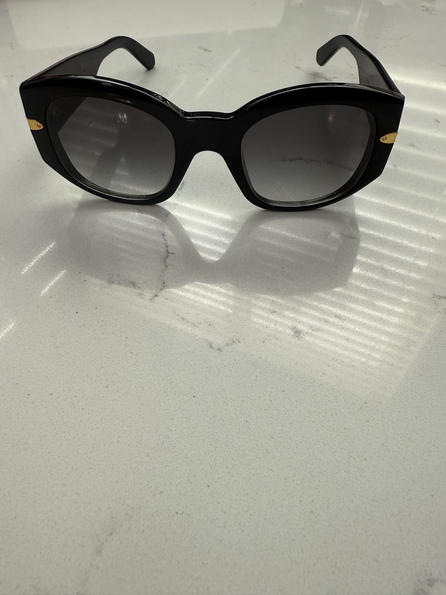 Louis Vuitton Sunglasses 