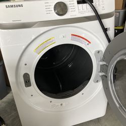  2023 Samsung Washer/Dryer ( Stackable- White)