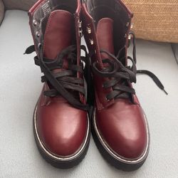 Woman Boots 