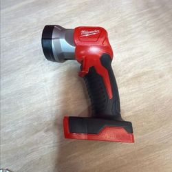 Milwaukee M18 Light 