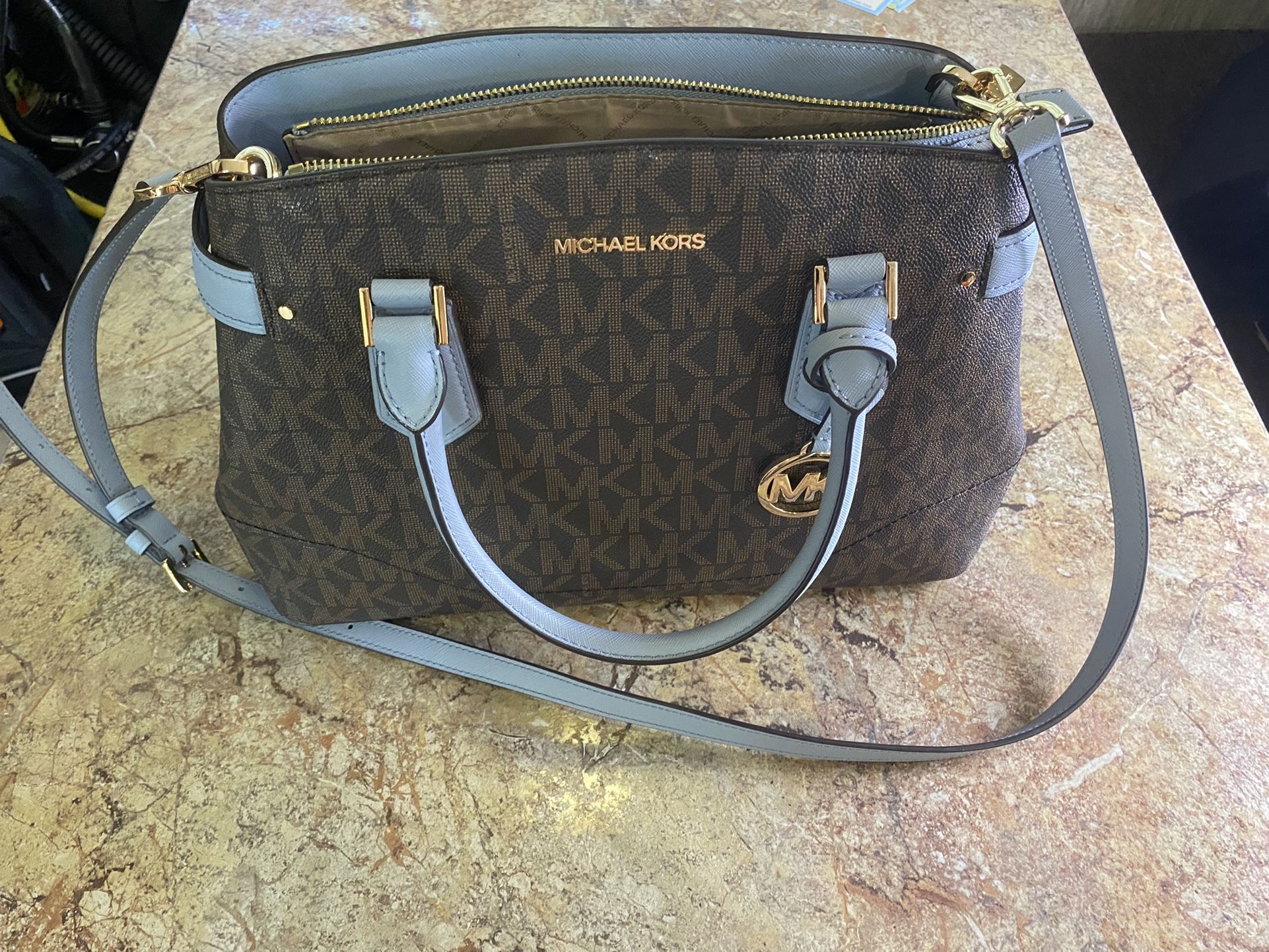 Michael Kors Large Satchel Purse Lynn Pale Blue