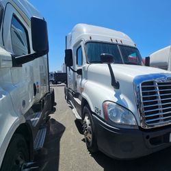 2019 Freightliner Cascadia