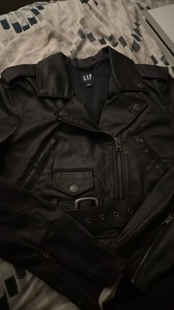 Large Gap leather jack