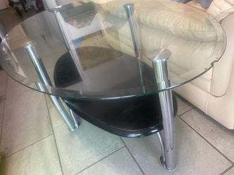 Center glass table